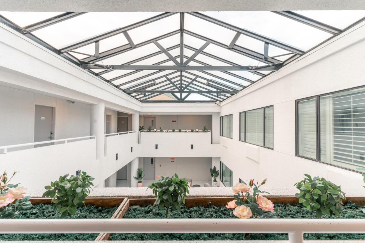 Hotel Aluxor Sfo, Sapphire Boutique Collection San Bruno Luaran gambar
