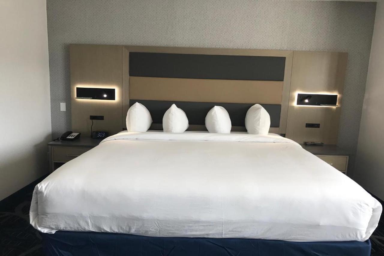 Hotel Aluxor Sfo, Sapphire Boutique Collection San Bruno Luaran gambar